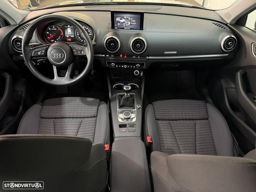 Audi A3 Sportback 30 TDI S-line - 23