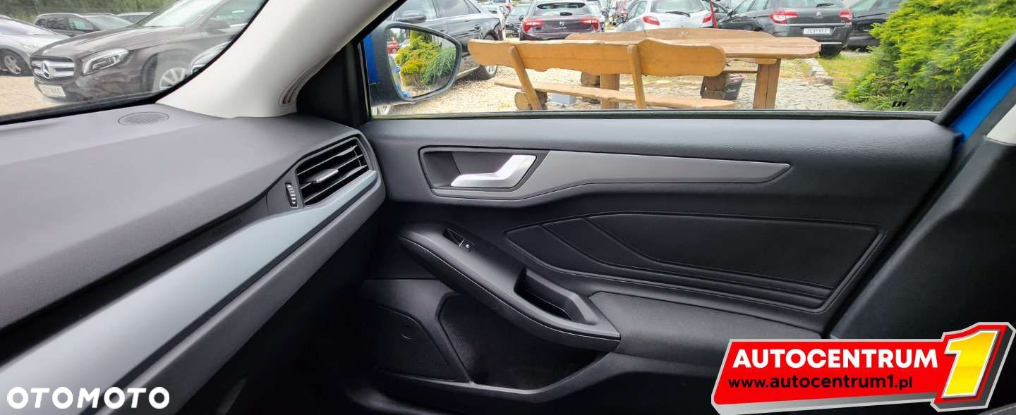 Ford Focus - 11