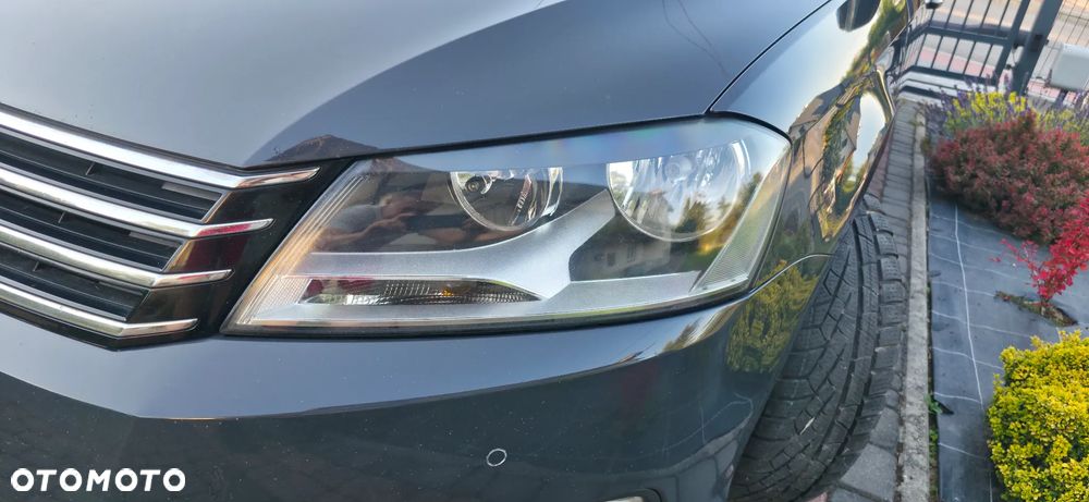 Volkswagen Passat - 21