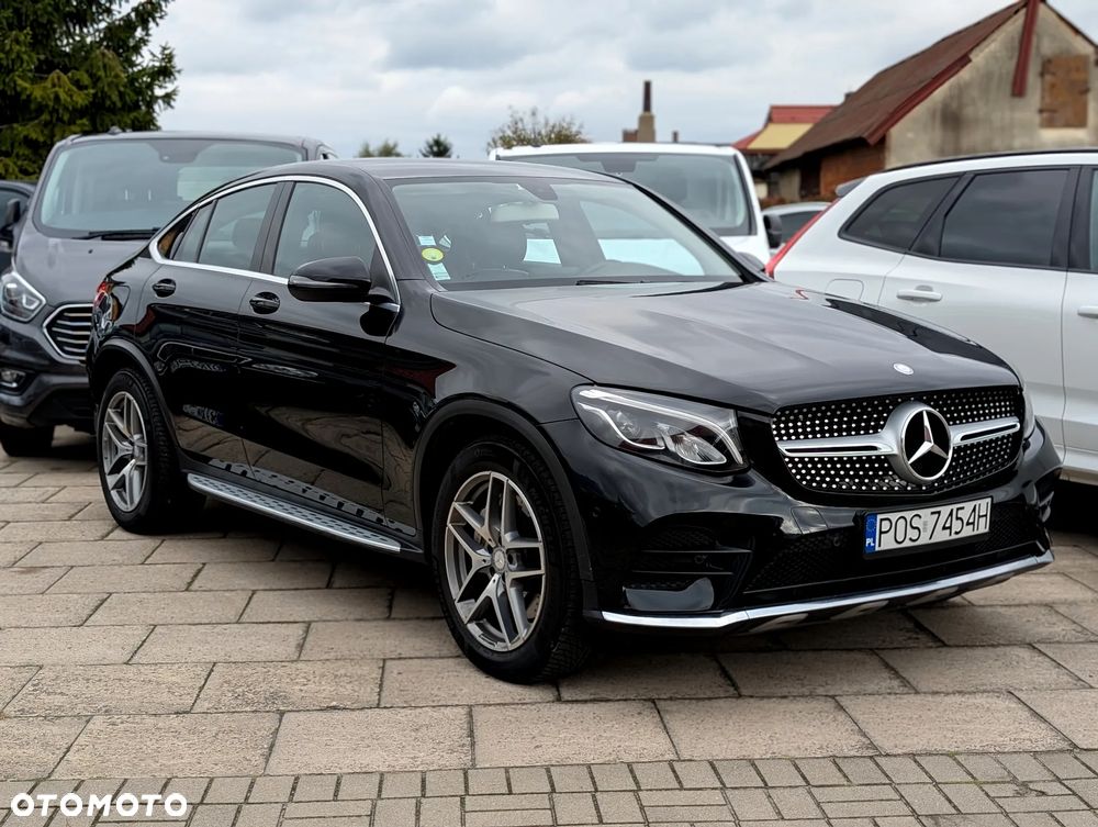 Mercedes-Benz GLC 220 d Coupe 4Matic 9G-TRONIC AMG Line - 41
