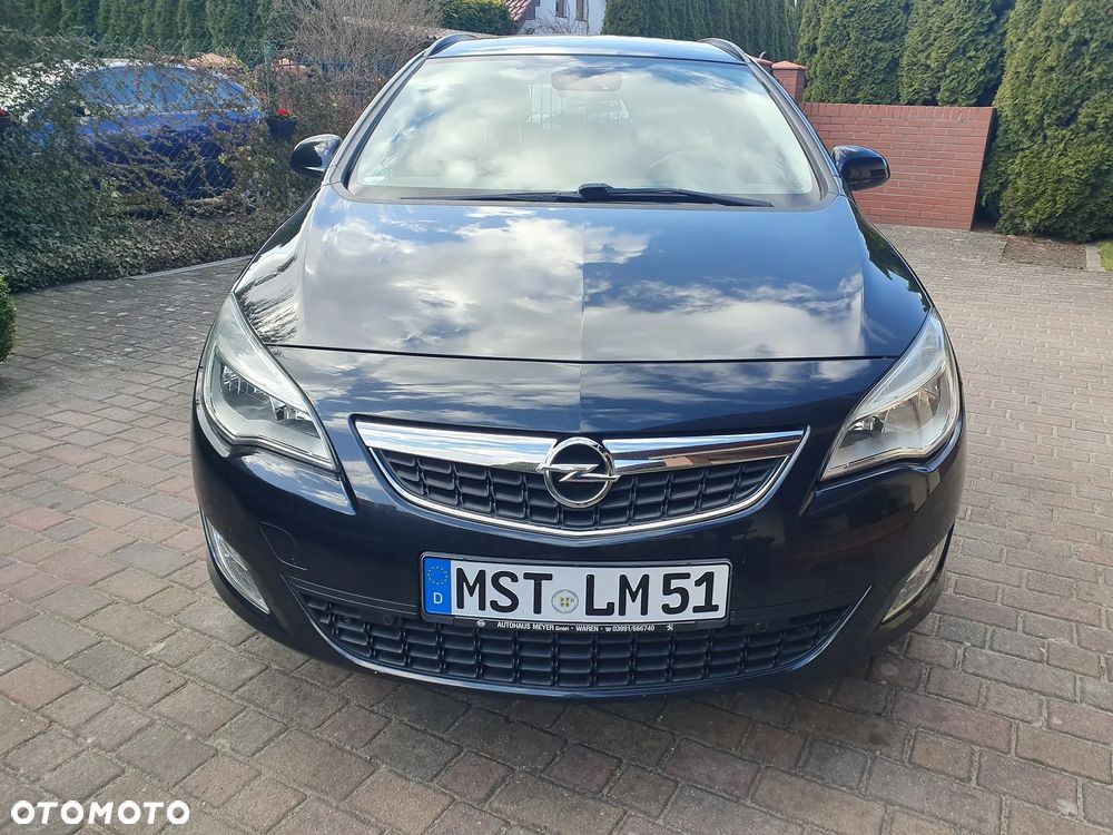 Opel Astra 2.0 CDTI ecoFLEX Start/Stop ENERGY - 2