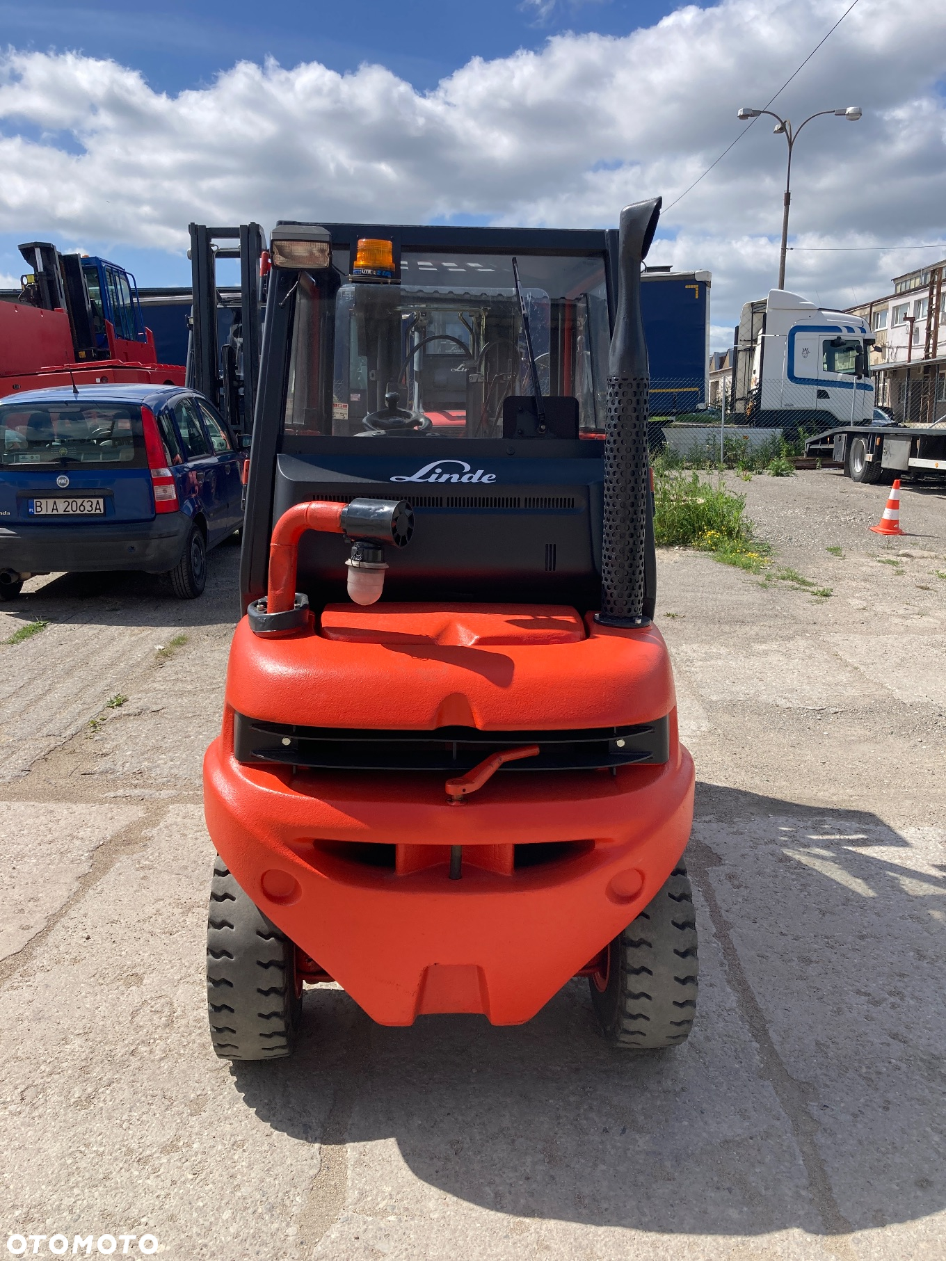 Linde [2000] WÓZEK WIDŁOWY LINDE H30D diesel 3t - 3