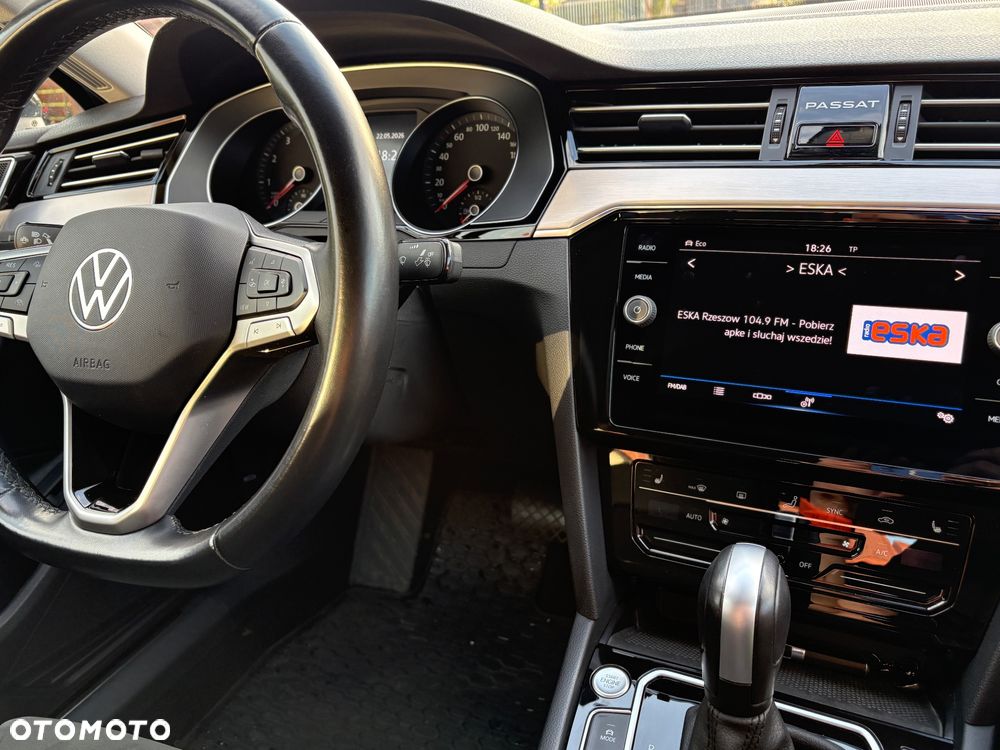 Volkswagen Passat 2.0 TSI Elegance DSG - 18