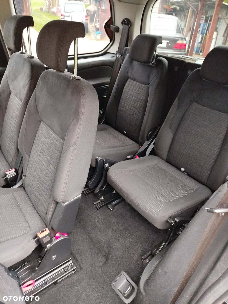 Ford Galaxy 2.0 TDCi Ghia - 5