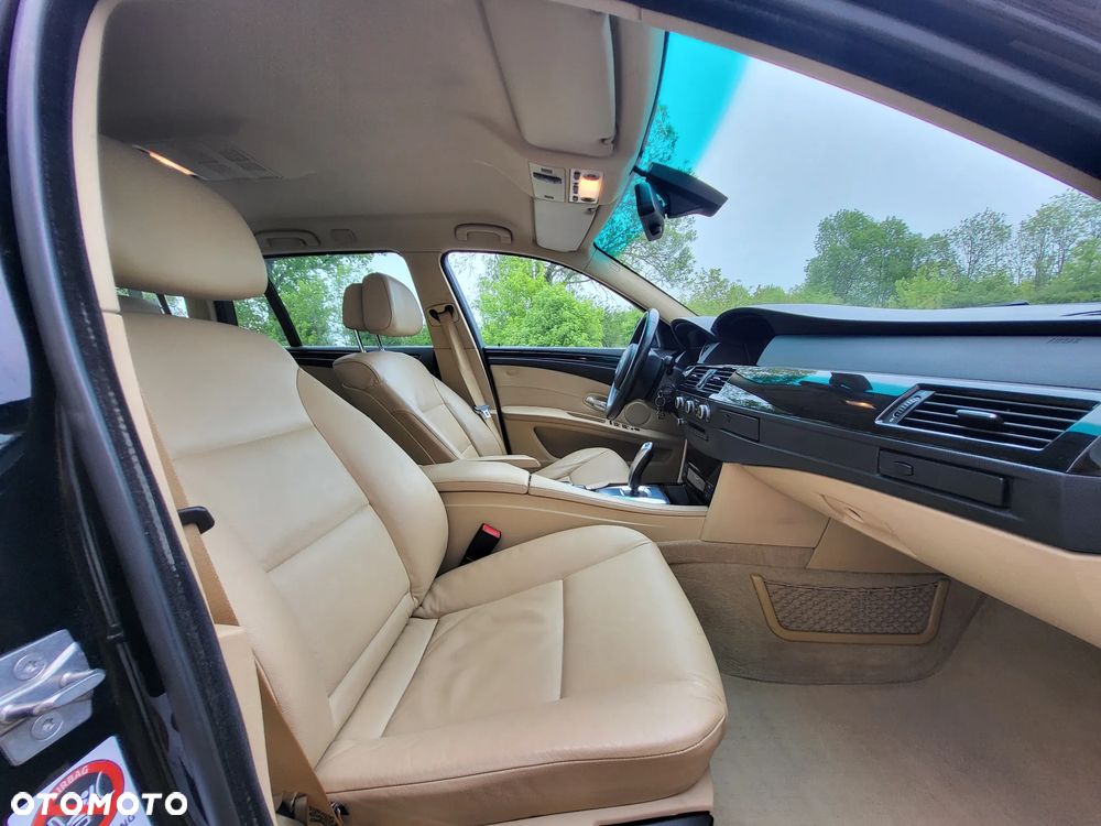 BMW Seria 5 520d - 19