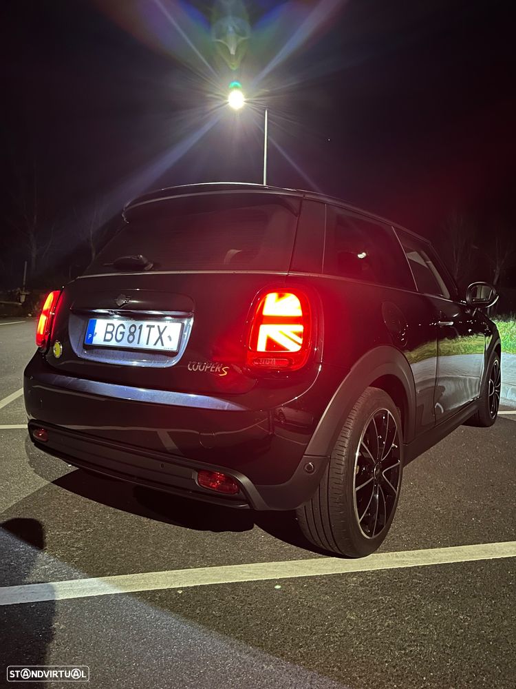 MINI 3 Portas Cooper SE Classic - 4
