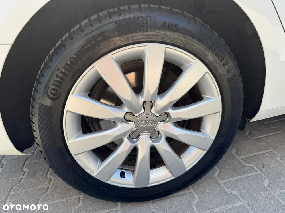 Audi A4 Limousine - 15