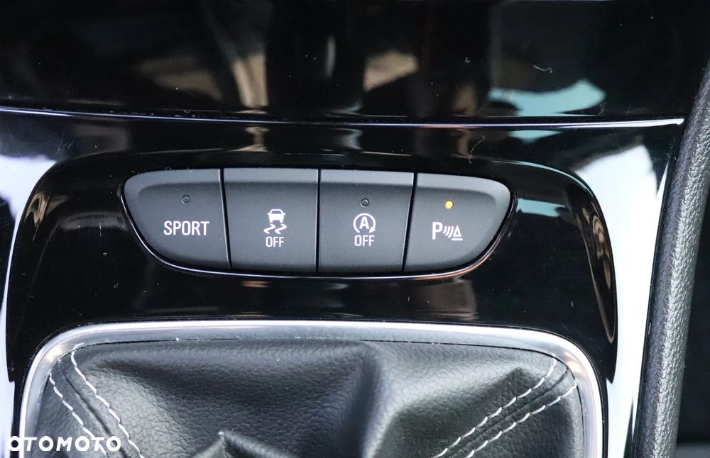 Opel Astra 1.6 D (CDTI) Start/Stop Dynamic - 22