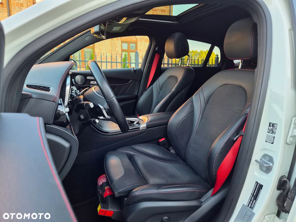 Mercedes-Benz GLC AMG 43 4Matic 9G-TRONIC - 9