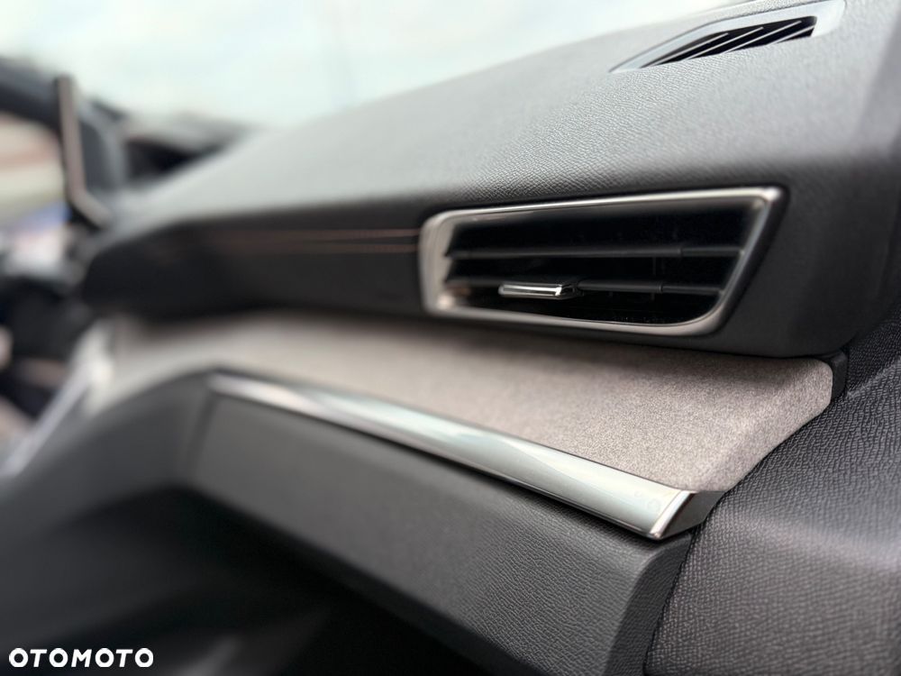 Peugeot 3008 PureTech 130 Stop & Start GPF EAT8 GT - 28