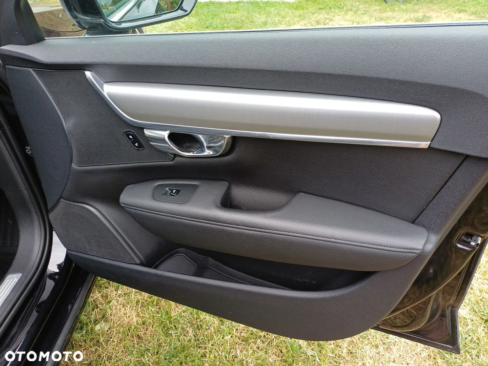 Volvo V90 D5 AWD Geartronic Momentum - 17