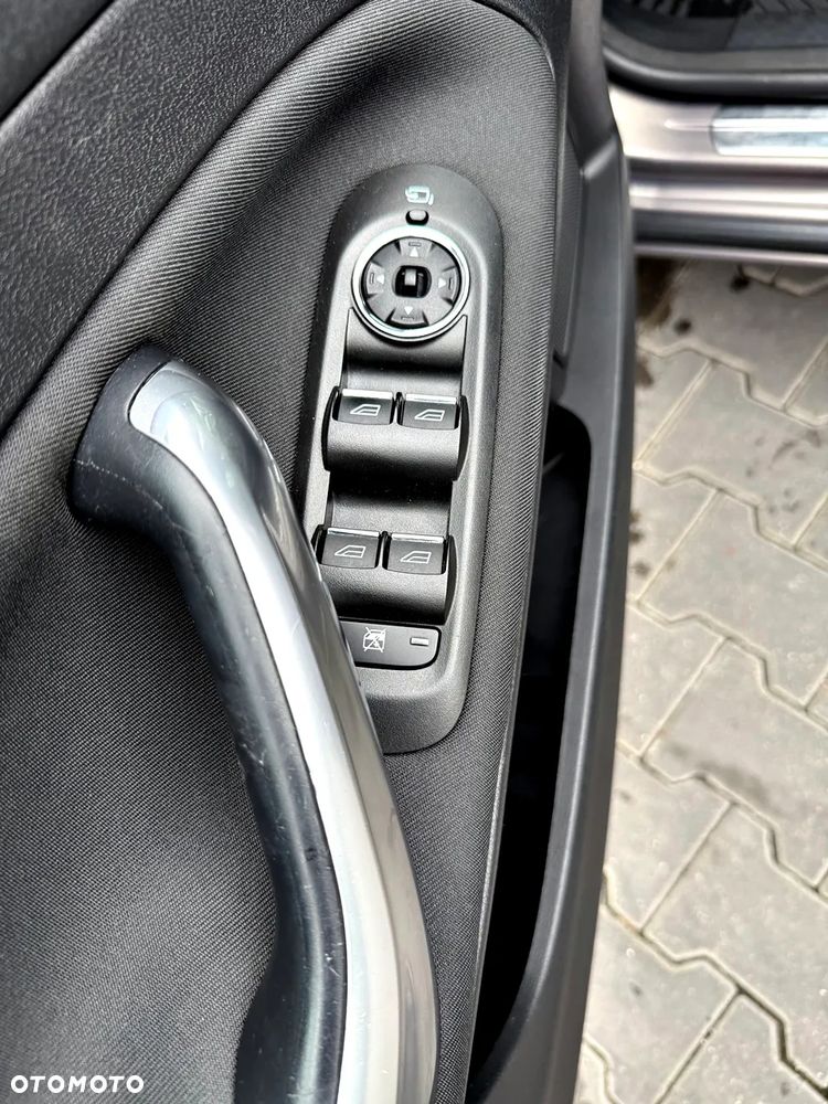 Ford Mondeo - 16