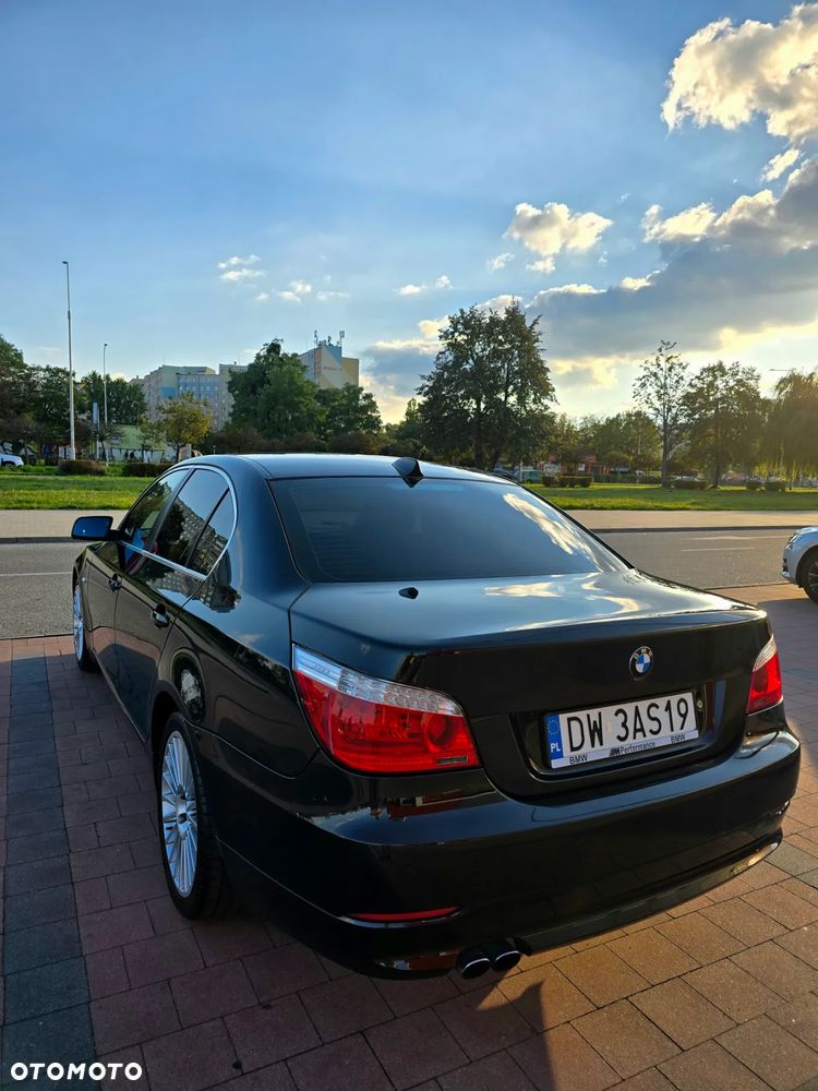 BMW Seria 5 525d - 6