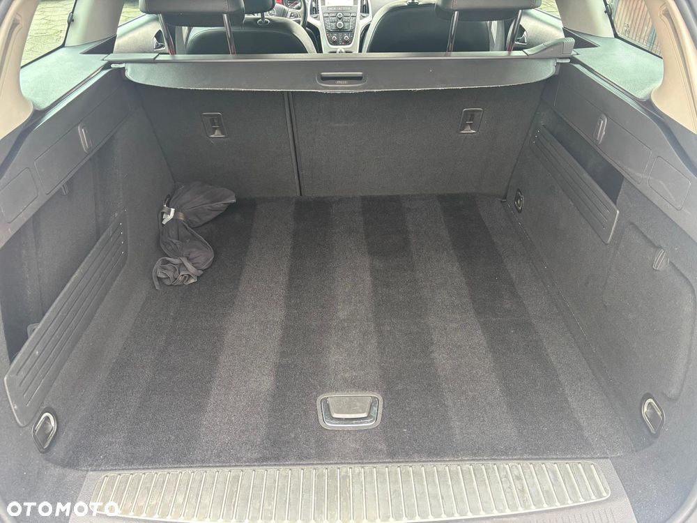 Opel Astra 2.0 BiTurbo CDTI DPF ecoFLEX SportsTourer St - 20