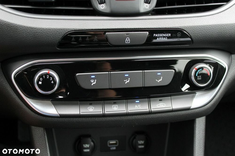 Hyundai i30 1.0 T-GDI Modern - 18