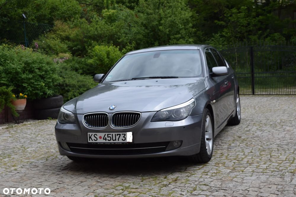 BMW Seria 5 523i Edition Sport - 1
