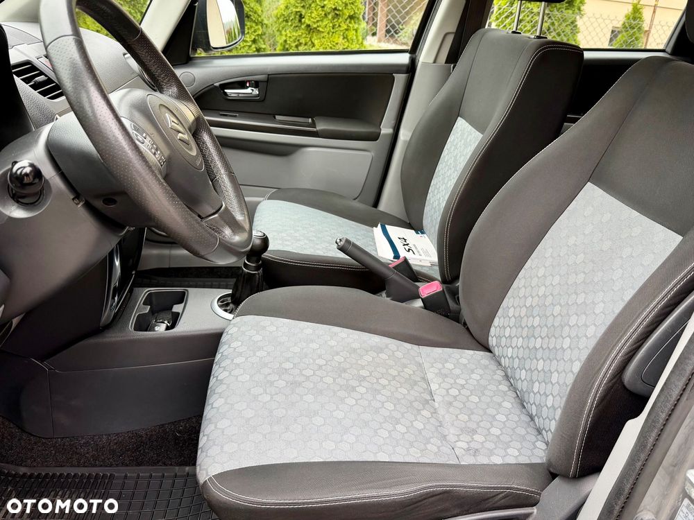 Suzuki SX4 1.6 VVT 4x2 Comfort - 13