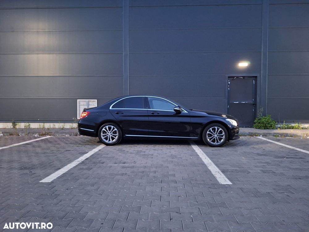 Mercedes-Benz C 220 (BlueTEC) d 7G-TRONIC Avantgarde - 4