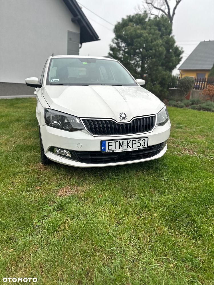 Skoda Fabia 1.2 TSI Active DSG - 2