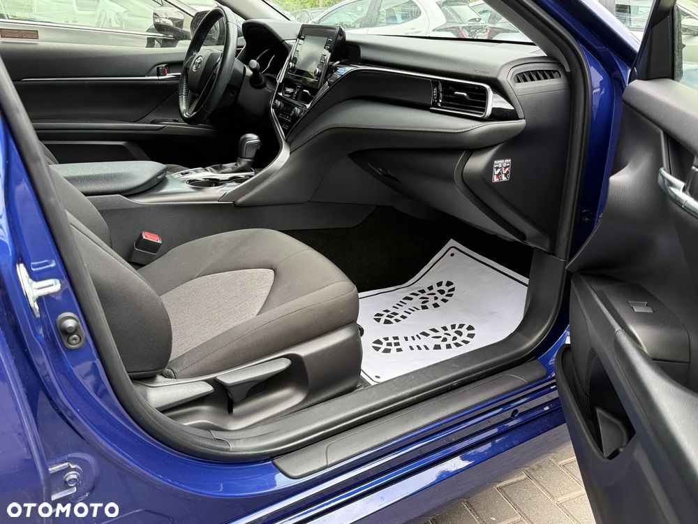 Toyota Camry 2.5 Hybrid Comfort CVT - 15