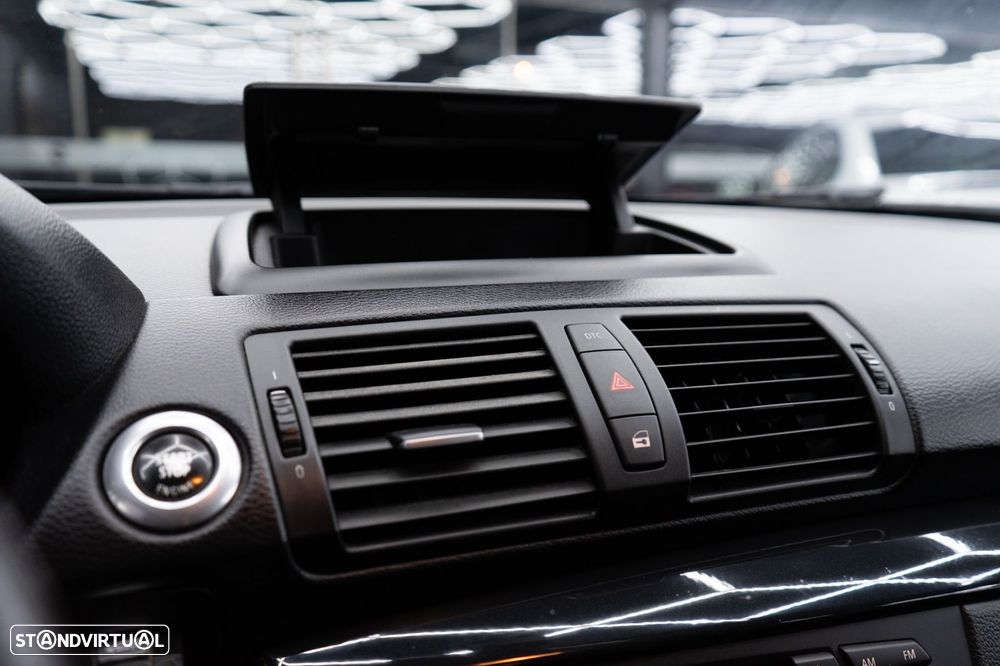 BMW 116 d DPF Edition Sport - 29