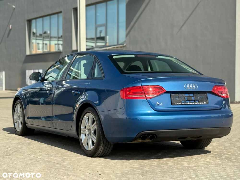 Audi A4 - 8