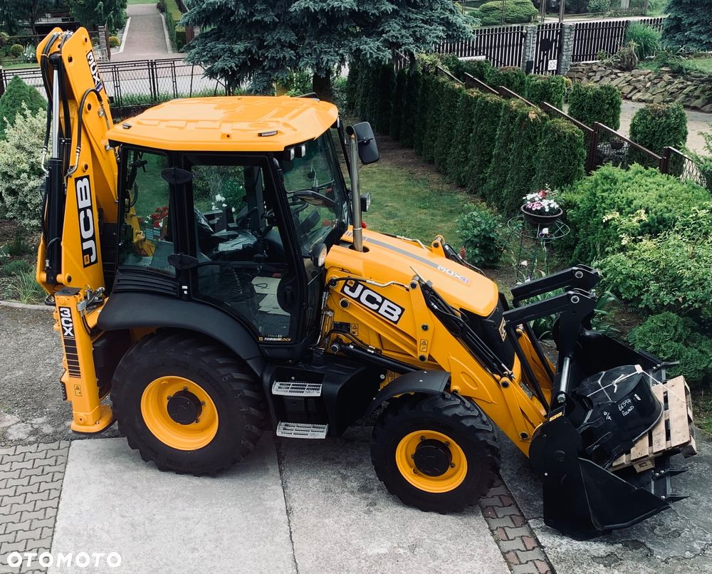 JCB 3CX plus - 1