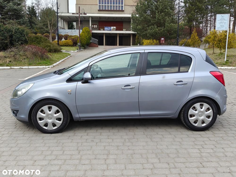 Opel Corsa 1.2 16V Cosmo - 5