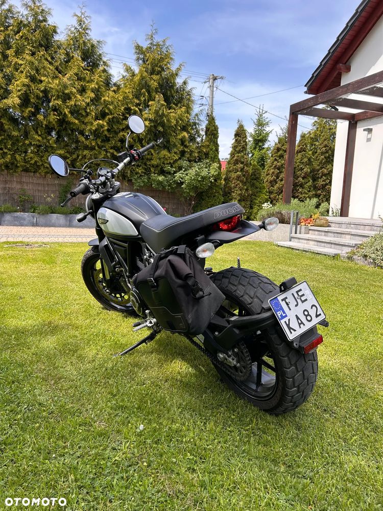 Ducati Scrambler - 4