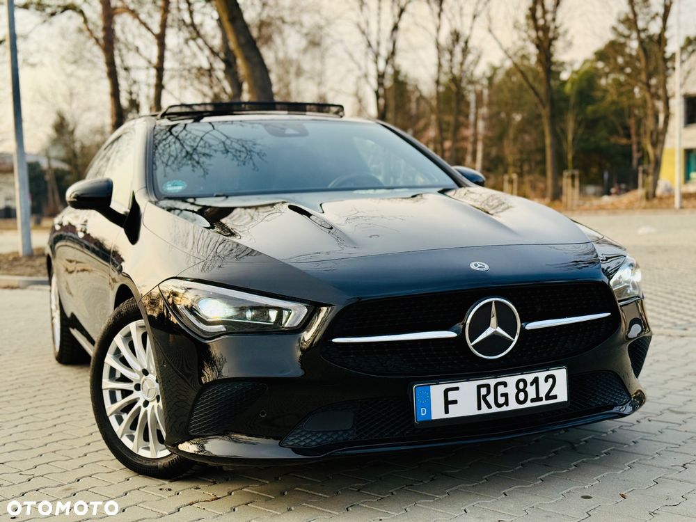 Mercedes-Benz CLA 220 d AMG Line 8G-DCT - 36