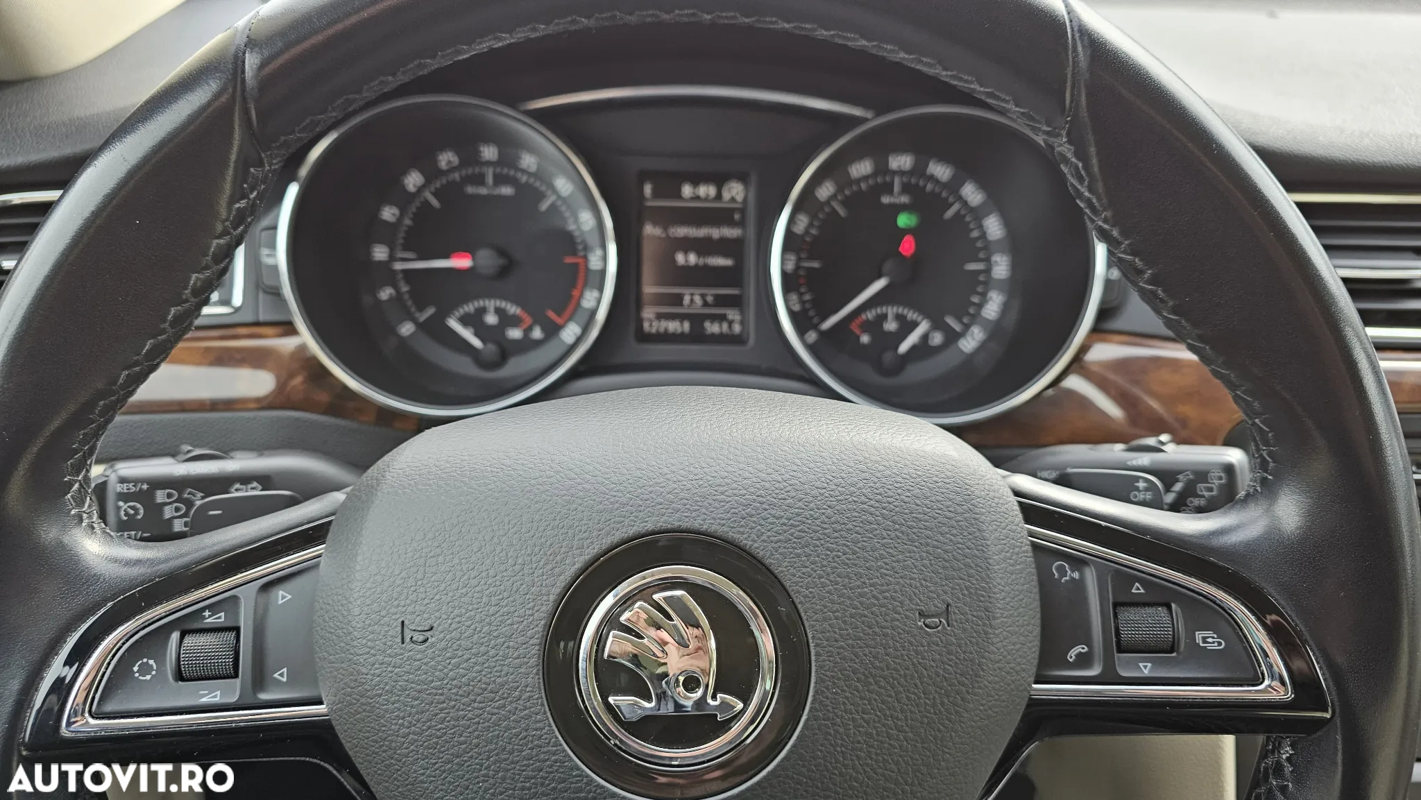 Skoda Superb Combi 2.0 TDI Elegance - 12