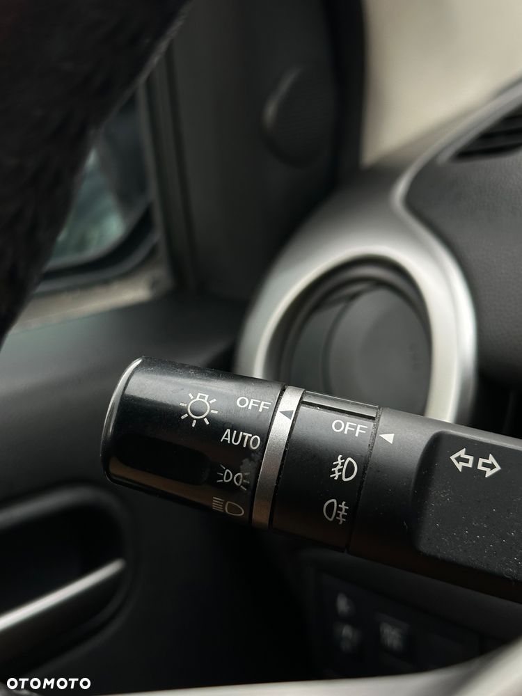 Mazda 2 1.5 Dynamic - 30