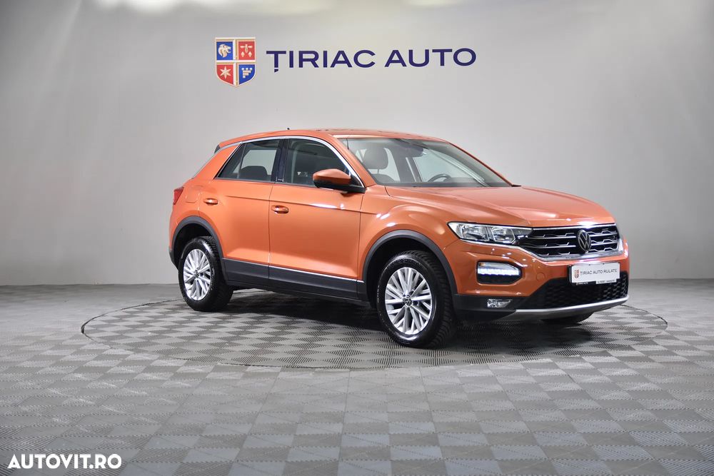 Volkswagen T-Roc - 8