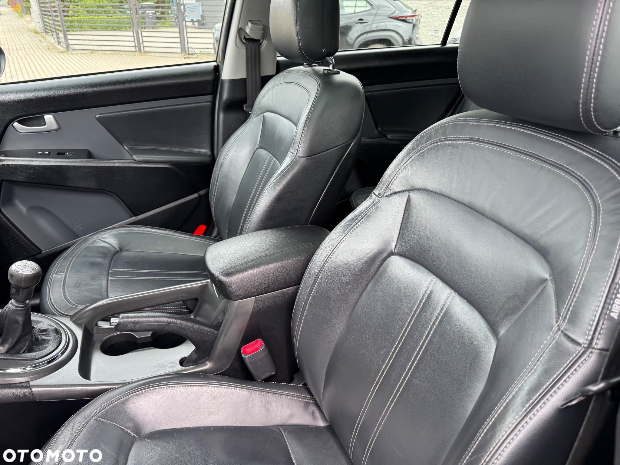 Kia Sportage 2.0 CVVT 2WD Spirit - 17