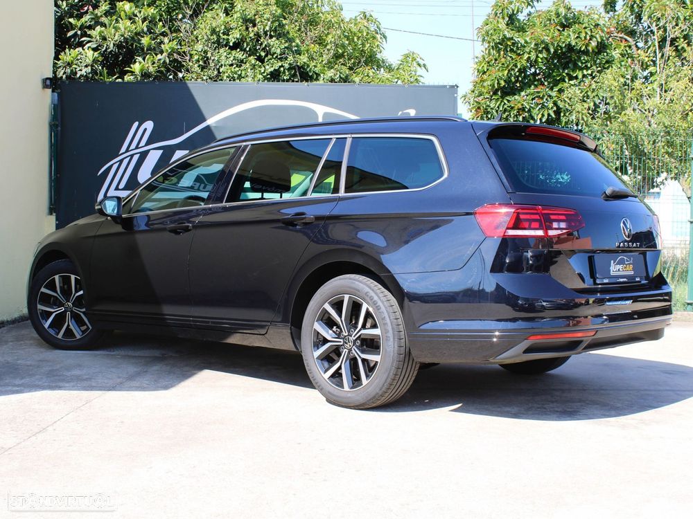 VW Passat Variant 2.0 TDI Business DSG - 19