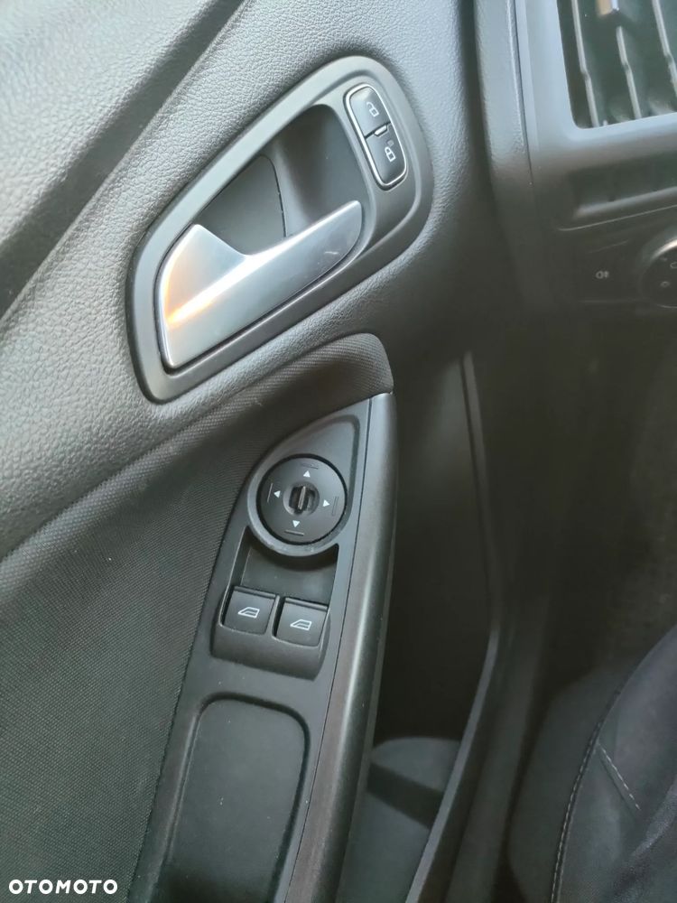 Ford Focus - 5