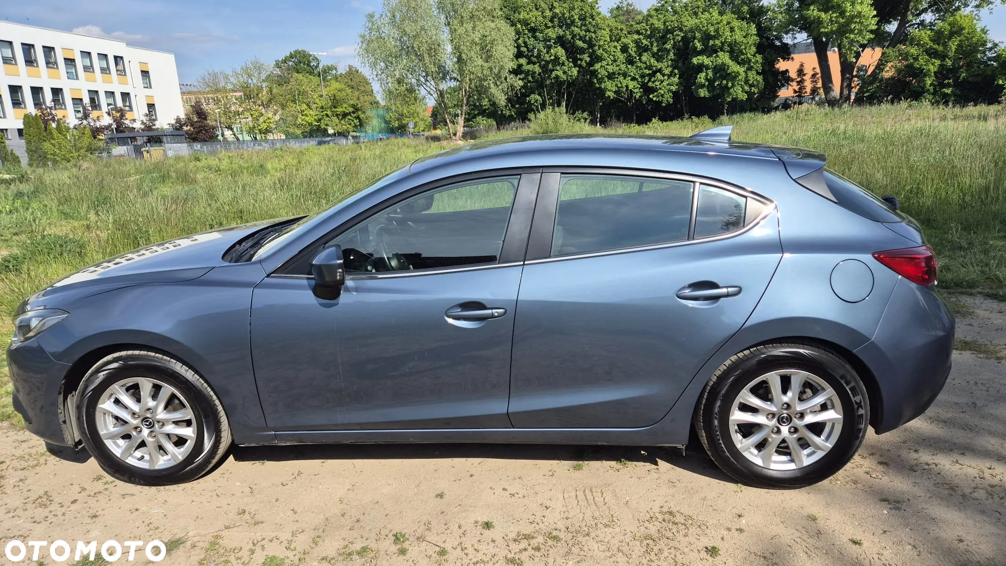 Mazda 3 - 10