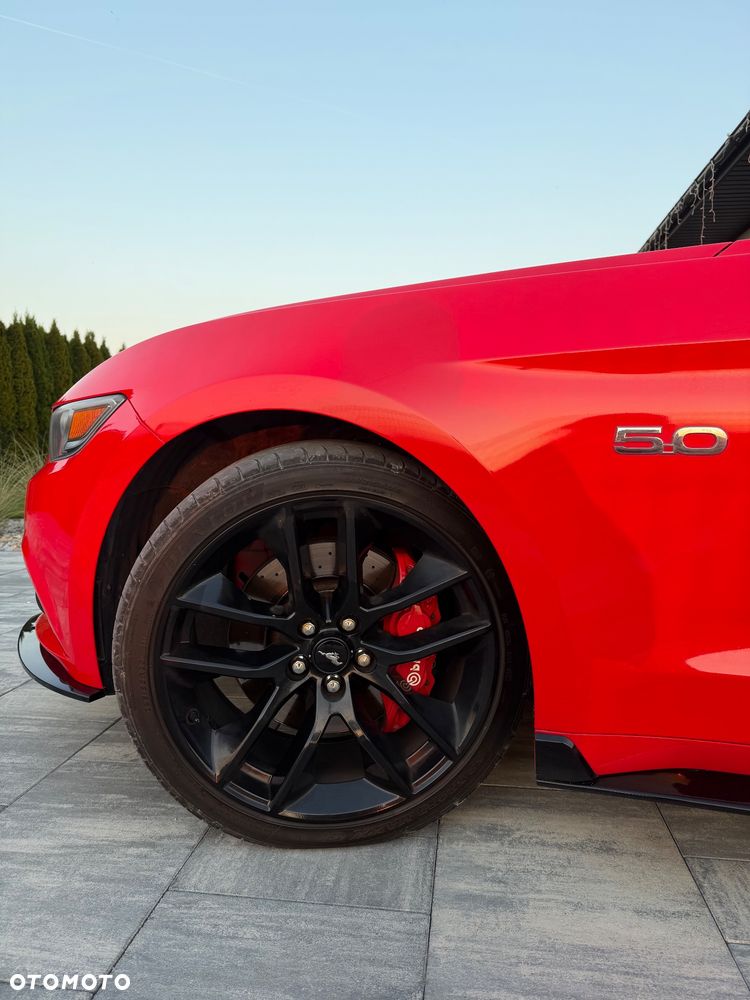 Ford Mustang 5.0 V8 GT - 6
