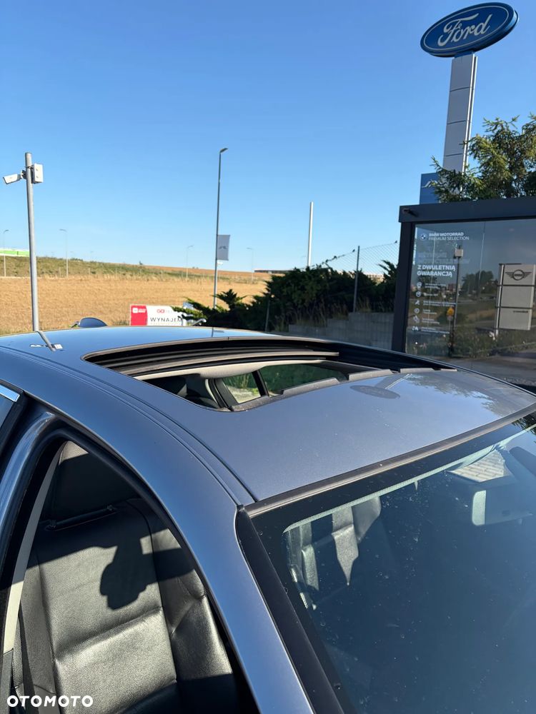 BMW Seria 5 545i - 8
