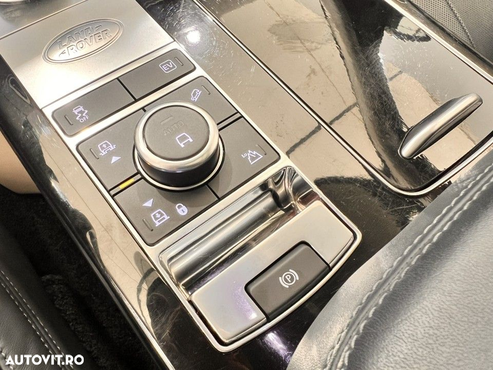 Land Rover Range Rover - 37