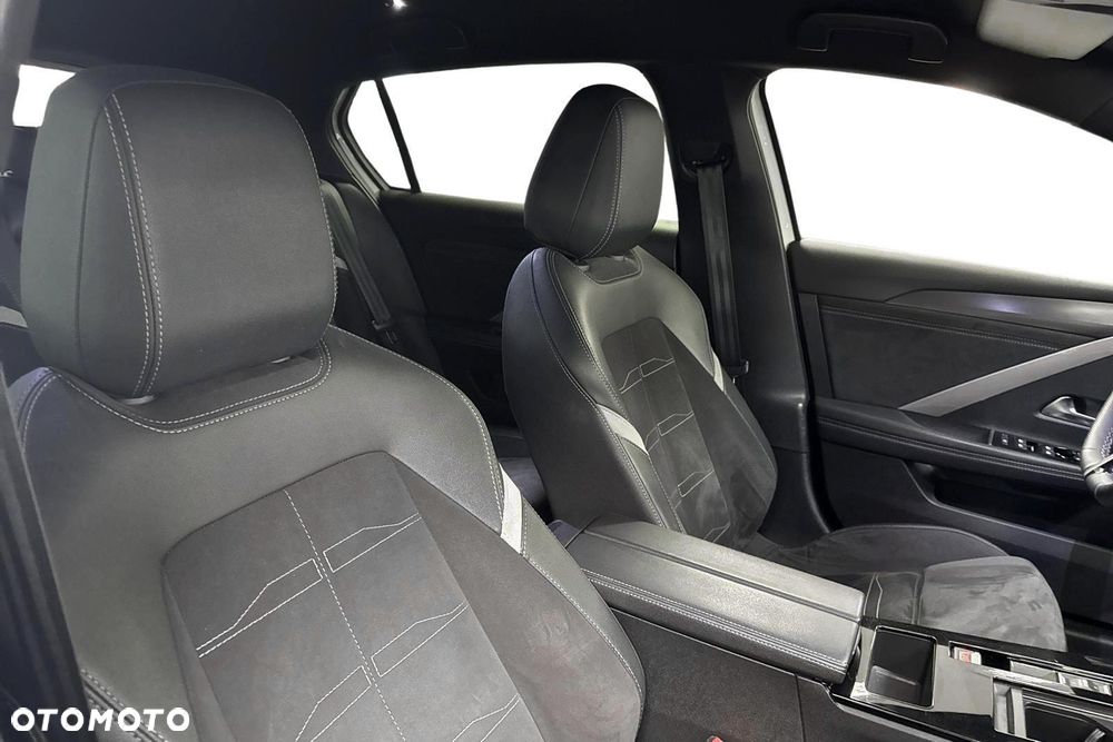 Opel Astra 1.6 T Plug-in Hybrid GS - 17