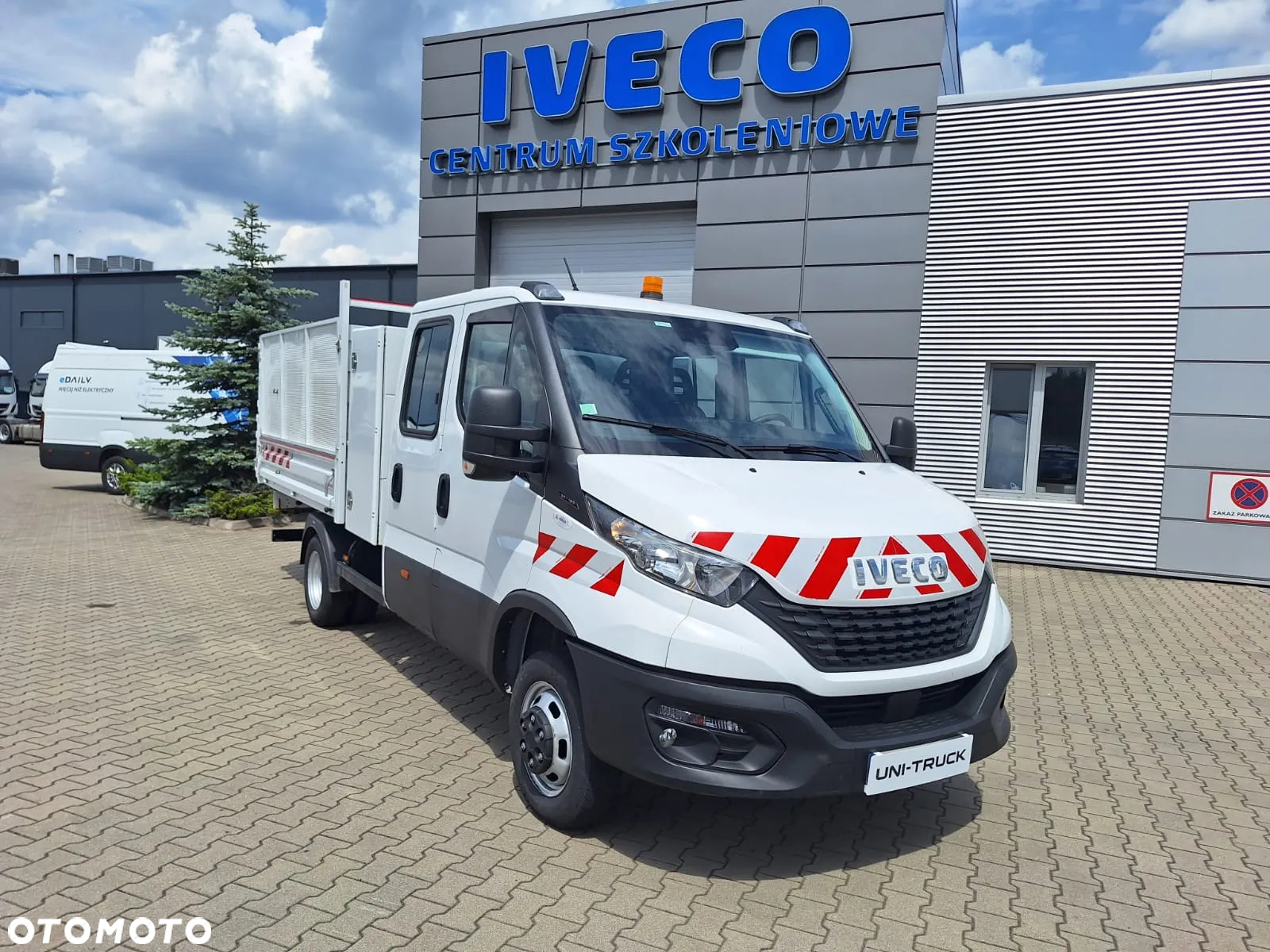 Iveco 35C16 3.0L Wywrotka Doka - 25