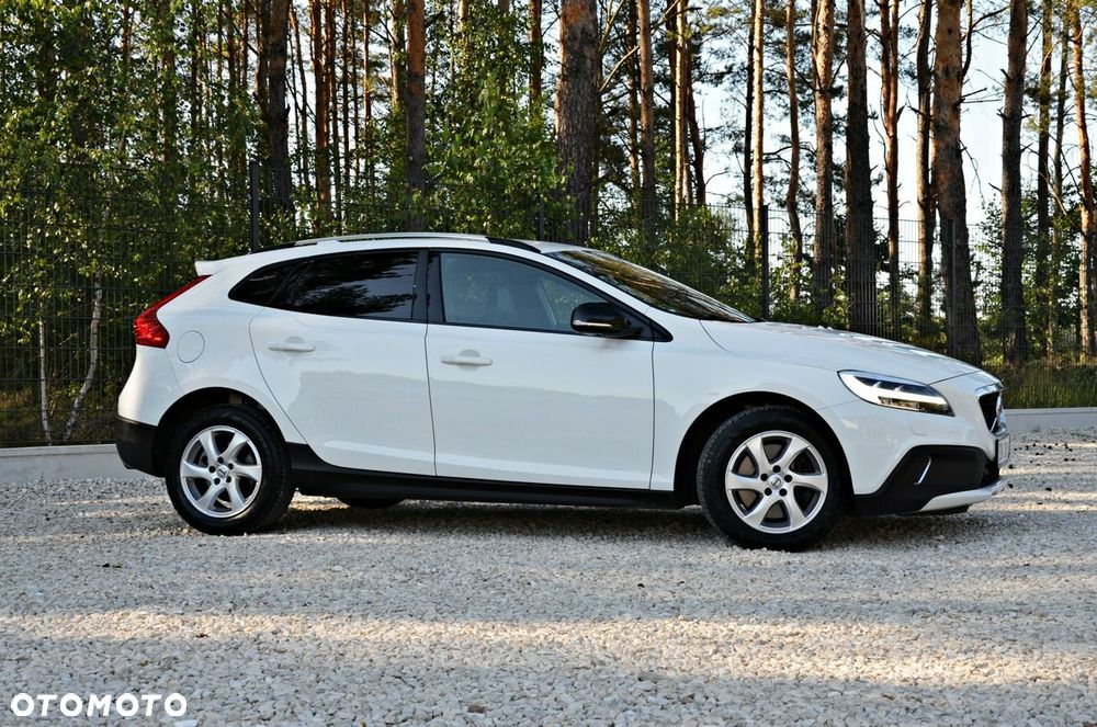 Volvo V40 Cross Country T3 Drive-E Summum - 17