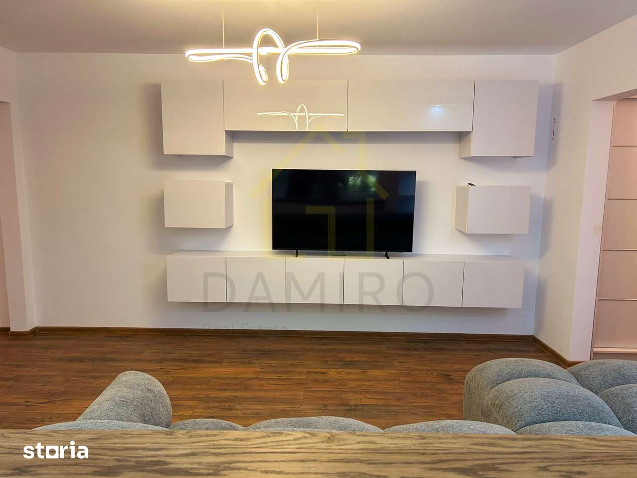 Apartament Metrou Pta Sudului Vatra Dornei Pet Friendly Prima Chirie — fotografia 3