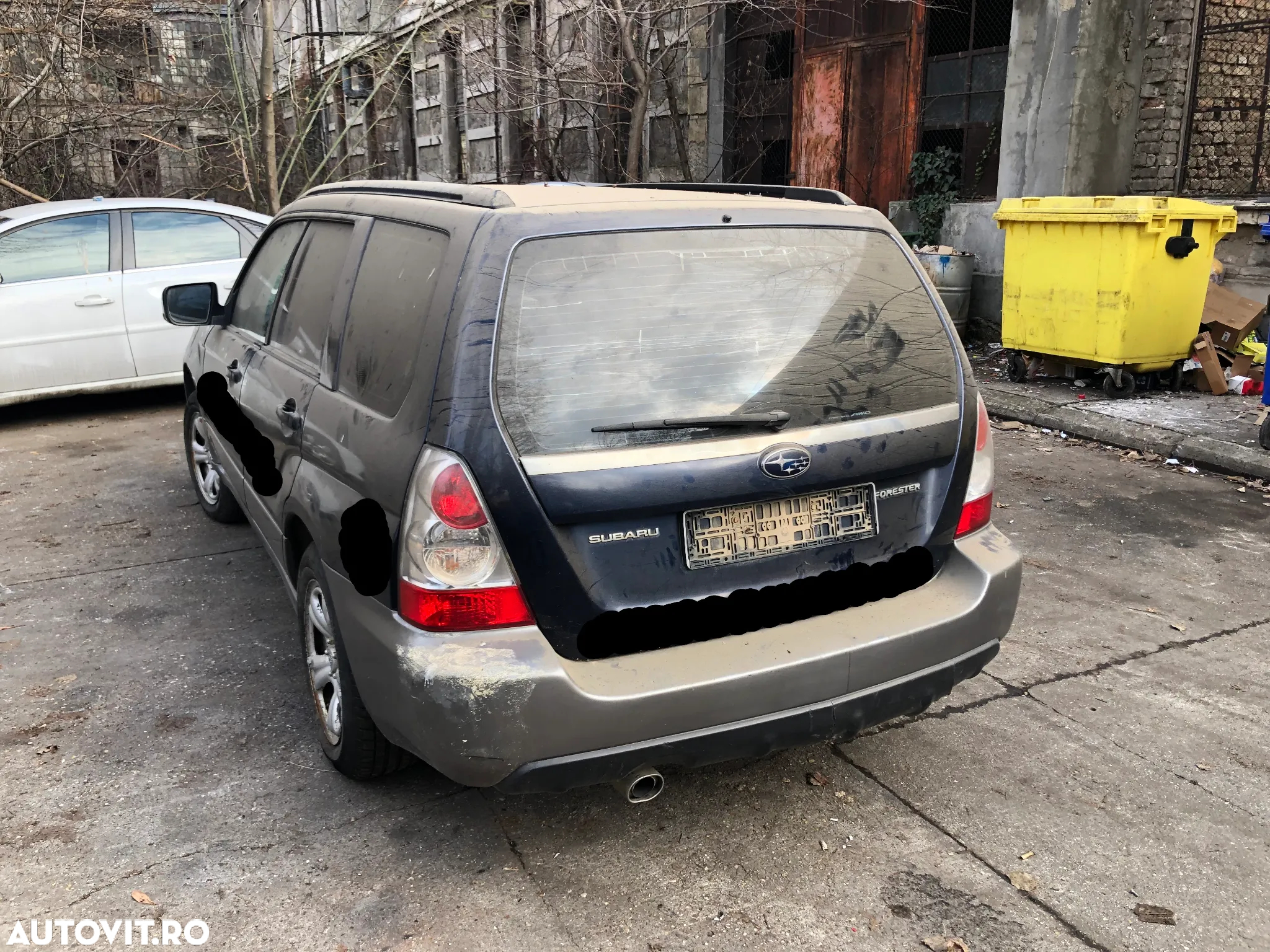 Dezmembrez Subaru Forester facelift 2006 2.0 benzina - 3