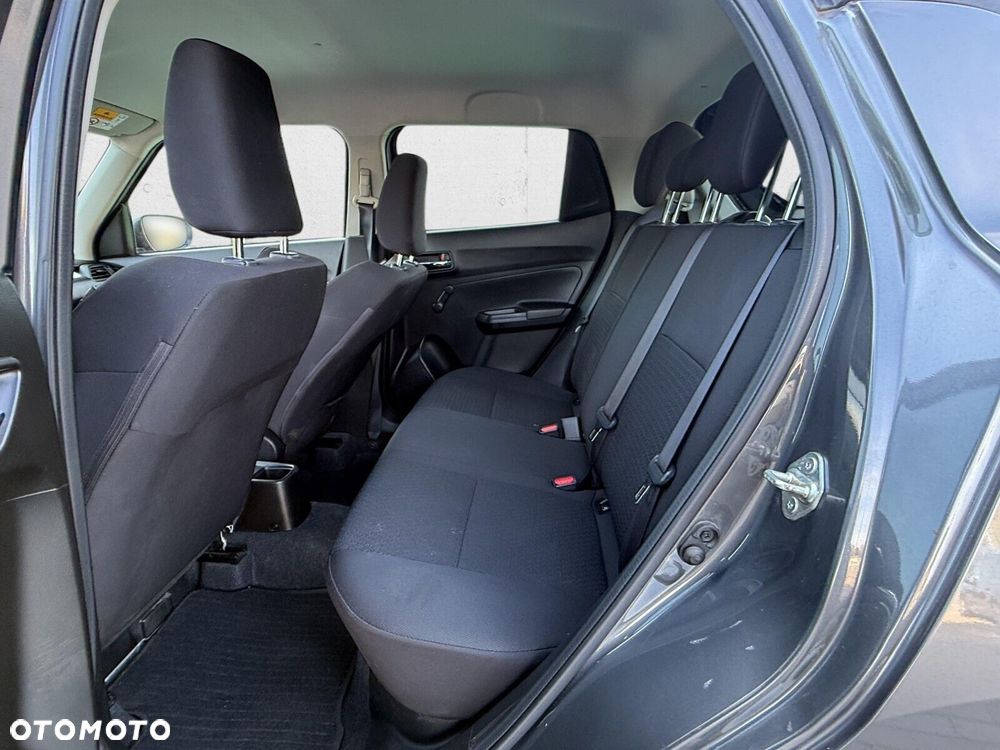Suzuki Swift 1.2 Dualjet SHVS Premium CVT - 24