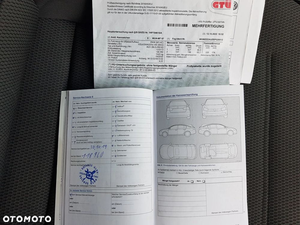 Volkswagen Golf 1.6 TDI BlueMotion Technology Comfortline - 34