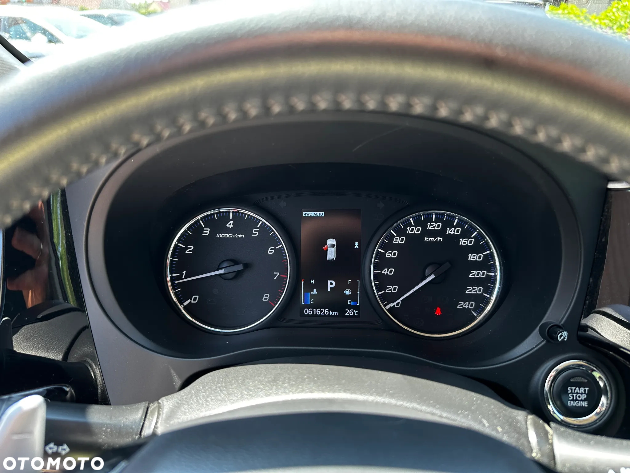 Mitsubishi Outlander - 9