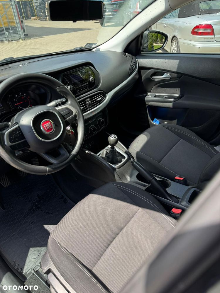 Fiat Tipo 1.4 16v Easy - 9