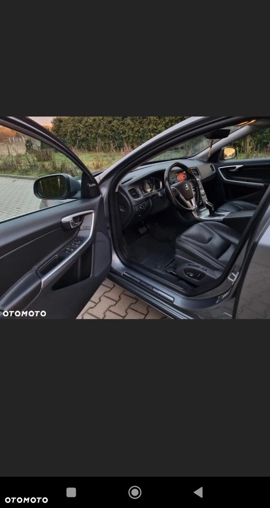 Volvo V60 D4 Drive-E Summum - 13